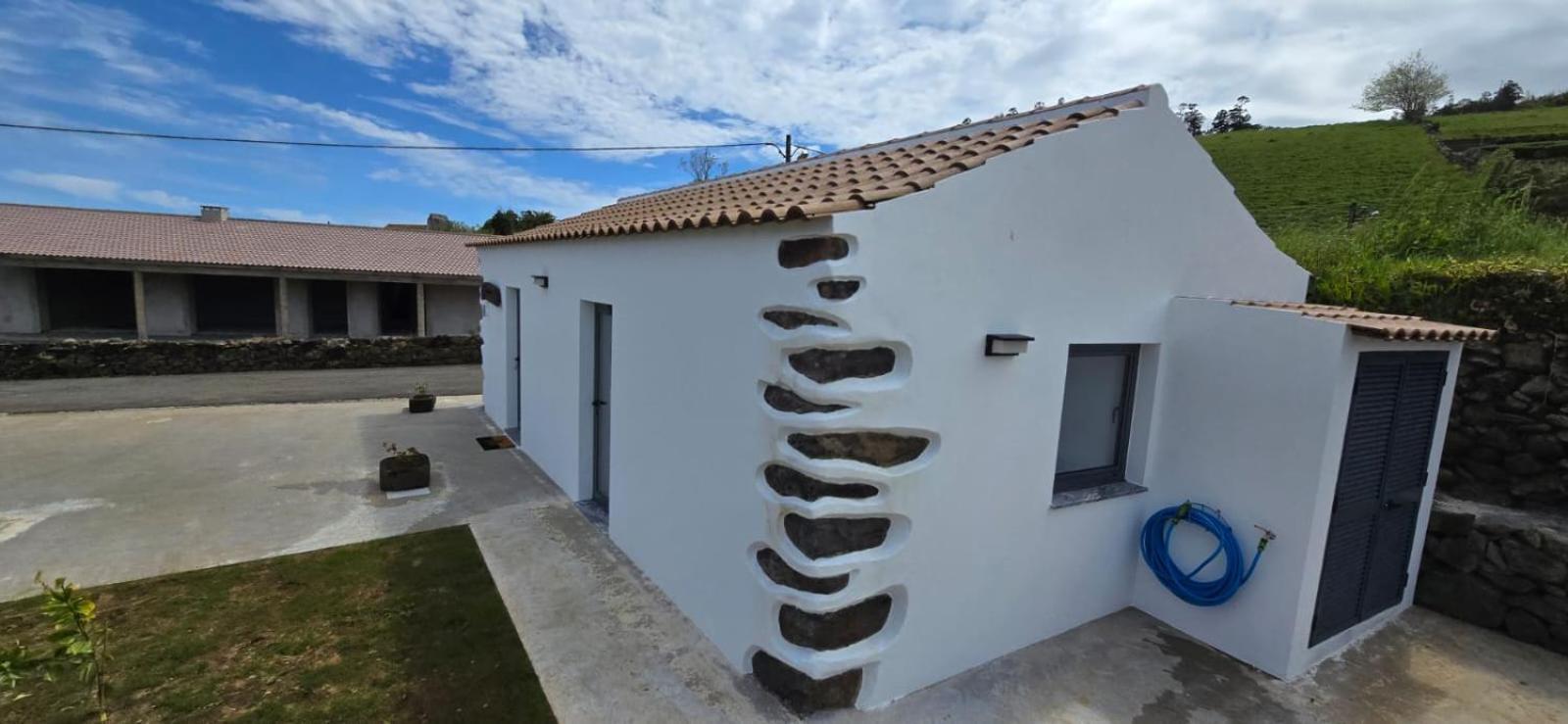 サンタ・クルス・ダス・フローレス Casa Do Avo Jose Motaヴィラ エクステリア 写真